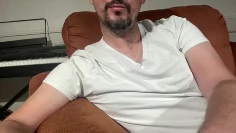 Snapshot of rayos789 chatting on May 25, 5:46 am rayos789 online show from May 25, 5:46 am
