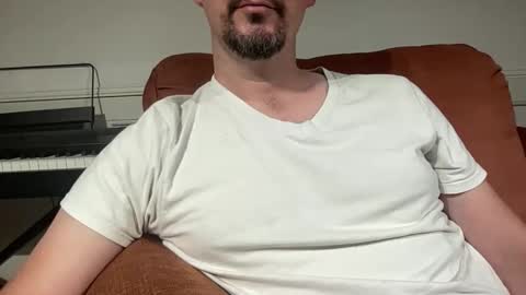 Snapshot of rayos789 chatting on May 27, 3:25 am rayos789 online show from May 27, 3:25 am