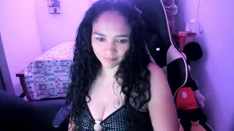 Danna online show from March 4, 2:45 pm