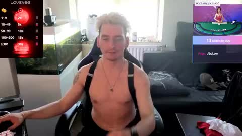 Rayzel online show from July 2, 12:11 pm