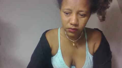 Snapshot of razanastine chatting on November 8, 9:24 pm razanastine online show from November 8, 9:24 pm