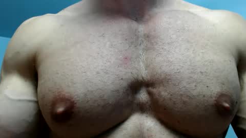 razorramon13 online show from June 1, 8:32 pm