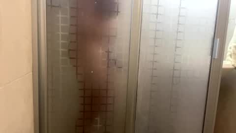 Snapshot of rbk26 chatting on November 5, 5:57 pm rbk26 online show from November 5, 5:57 pm