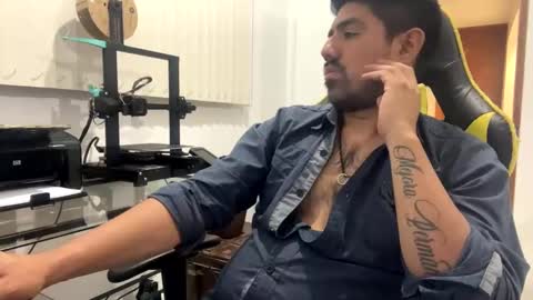 Snapshot of rbk26 chatting on November 7, 2:22 am rbk26 online show from November 7, 2:22 am