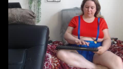 Snapshot of real_36_dd chatting on April 1, 6:05 pm Fannie online show from April 1, 6:05 pm