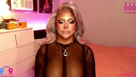 Snapshot of real_dom_phuta chatting on June 20, 4:26 am Miss Katrina De Futah Goddess of HELL online show from June 20, 4:26 am