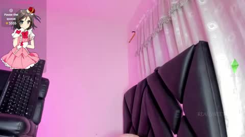 real_sweetbrina online show from January 8, 12:15 pm