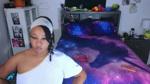 realgoddessdream online show from April 8, 10:54 pm