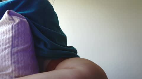 Snapshot of reallilygrace chatting on December 5, 9:28 pm Lily Grace online show from December 5, 9:28 pm