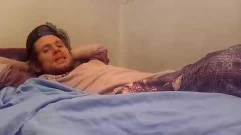 Snapshot of realloving4u162636 chatting on November 4, 6:12 am realloving4u162636 online show from November 4, 6:12 am