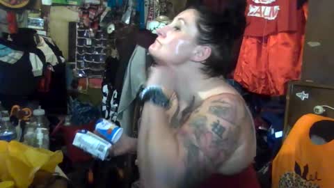 reallyredrum69th online show from October 19, 6:25 am