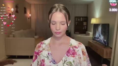 Snapshot of realsupermichael chatting on February 8, 9:25 pm AliceEve online show from February 8, 9:25 pm