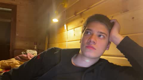 Snapshot of realsupermichael chatting on October 19, 7:47 pm AliceEve online show from October 19, 7:47 pm