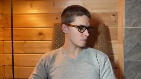 AliceEve online show from December 18, 11:05 am