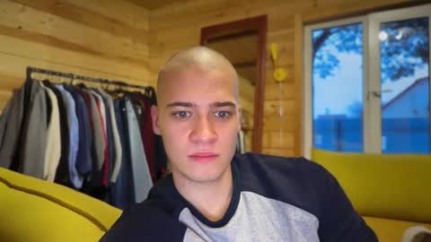 AliceEve online show from March 1, 5:09 am