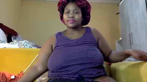 Snapshot of realsweetheart chatting on January 24, 12:20 pm REAL1SWEETHEART online show from January 24, 12:20 pm