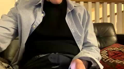 Snapshot of reasonablycurious chatting on November 17, 12:49 am reasonablycurious online show from November 17, 12:49 am