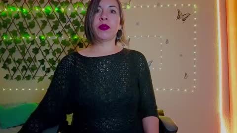 Rebbeca online show from October 16, 10:27 am