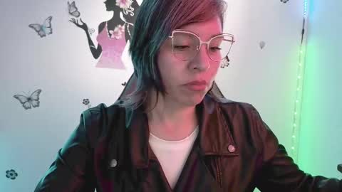 Rebbeca online show from March 19, 10:36 pm