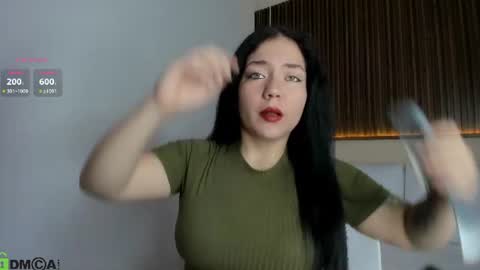 Snapshot of rebeca__grey chatting on June 16, 2:52 pm Rebeca online show from June 16, 2:52 pm