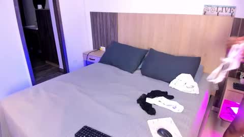 Snapshot of rebeca_cortez1 chatting on December 16, 8:58 pm I invite you to my birthday on November 3th online show from December 16, 8:58 pm