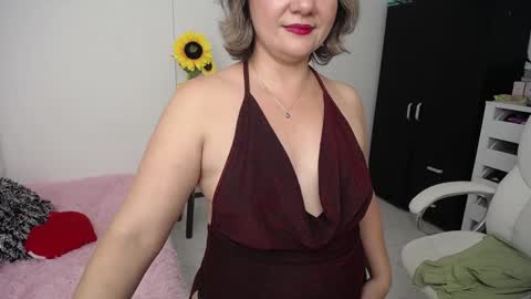 REBECA online show from December 18, 4:31 am