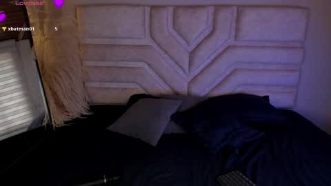 Rebeca Williams online show from February 13, 1:51 pm