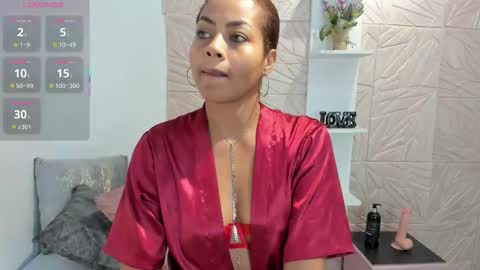 Snapshot of rebecablack_ chatting on February 7, 11:58 am Rebeca Black online show from February 7, 11:58 am