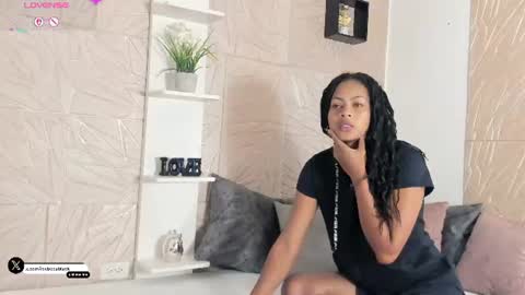 Snapshot of rebecablack_ chatting on June 29, 12:38 pm Rebeca Black online show from June 29, 12:38 pm