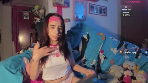 Snapshot of rebecahart chatting on February 13, 5:58 am Rebecca online show from February 13, 5:58 am