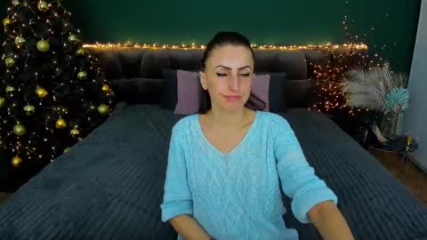 rebecca_diamonds online show from January 6, 9:52 am