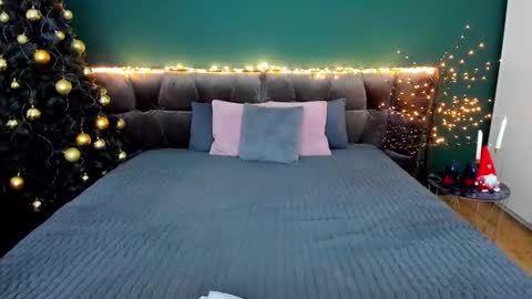 rebecca_diamonds online show from January 12, 6:51 am