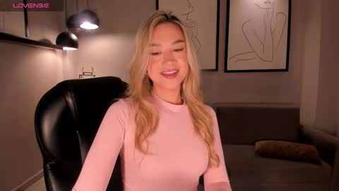 Rebe online show from December 22, 7:44 pm