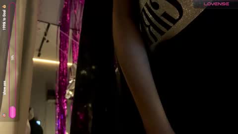 Rebecca Nikson online show from October 15, 2:33 am