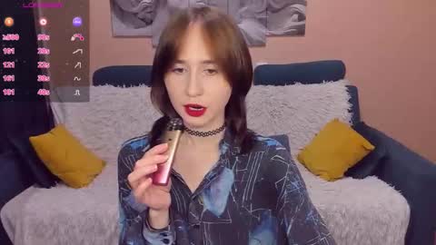 RebeccaWind online show from September 22, 11:45 am