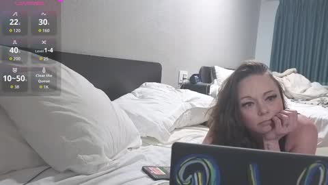 rebelhartless999 online show from March 6, 10:50 pm