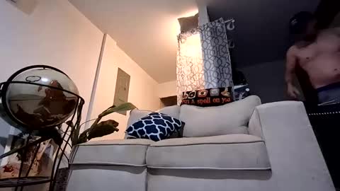 recka810 online show from October 27, 2:10 pm