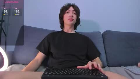 Snapshot of recklessalan chatting on November 30, 4:05 am Alan online show from November 30, 4:05 am