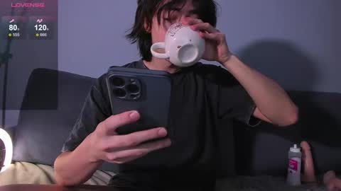 Snapshot of recklessalan chatting on January 10, 4:03 am Alan online show from January 10, 4:03 am