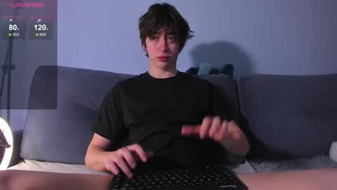 Snapshot of recklessalan chatting on March 4, 6:30 am Alan online show from March 4, 6:30 am