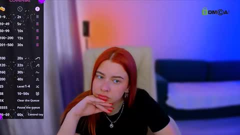 Snapshot of red__dizzy chatting on February 28, 7:42 am red__dizzy online show from February 28, 7:42 am