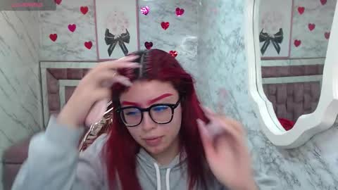 Snapshot of red_bunny_v chatting on January 14, 8:25 pm Hi Stream 800am to 200pm online show from January 14, 8:25 pm