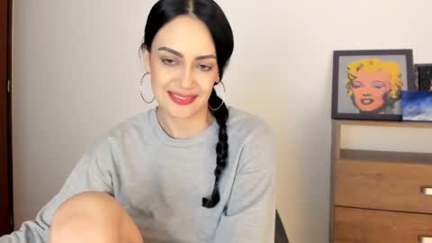 red_flower203 online show from October 23, 11:14 pm