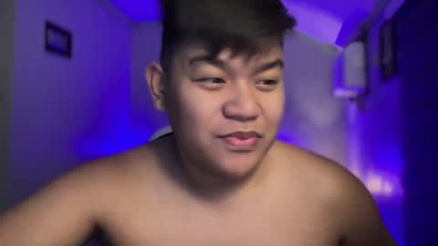 Snapshot of red_iibraxx chatting on February 9, 1:48 pm Red Libra online show from February 9, 1:48 pm