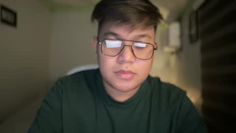 Snapshot of red_iibraxx chatting on February 12, 1:17 pm Red Libra online show from February 12, 1:17 pm