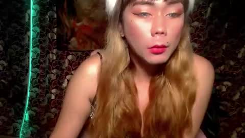 red_kitsune69 online show from October 4, 7:23 pm