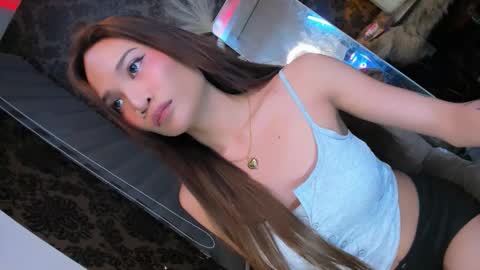 Snapshot of red_linn chatting on September 10, 7:36 pm danika linn online show from September 10, 7:36 pm