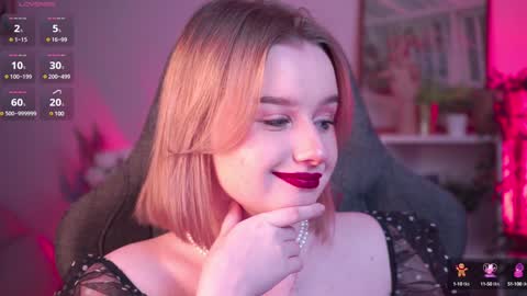 QUEEN OF EVIL online show from December 6, 9:35 pm