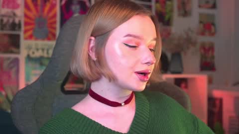 QUEEN OF EVIL online show from January 7, 7:17 pm