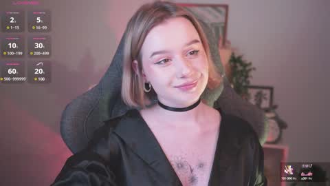 QUEEN OF EVIL online show from January 8, 10:06 pm
